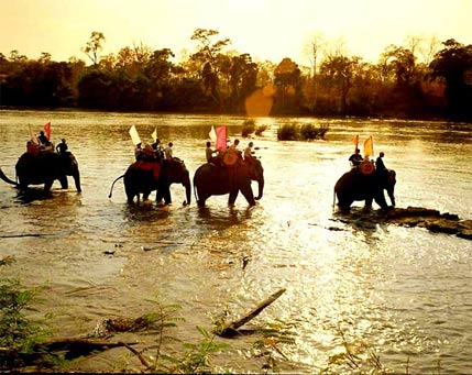Circuit Sud Vietnam 10 jours-balade-dos-elephant-buon-me-thuot