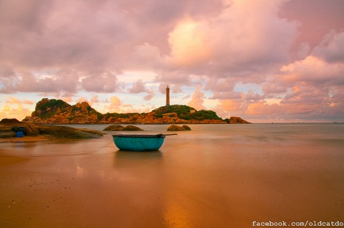 Il est le phare le plus haut et le plus ancien du Vietnam